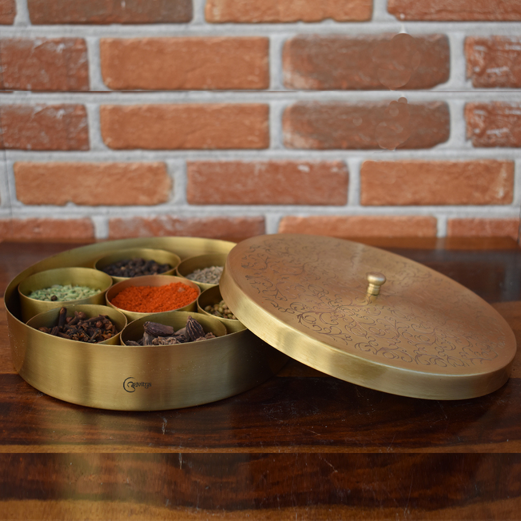 Spise box,Masala dabba,Kitchen utensils,Handcrafted Plain Brass Spice/Masala Box, masala box,Brass Masala/Spice Box - Small Size