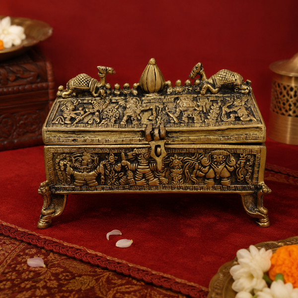 Brass camel jewellery & Decorative Vintage Box 8.5 Inch