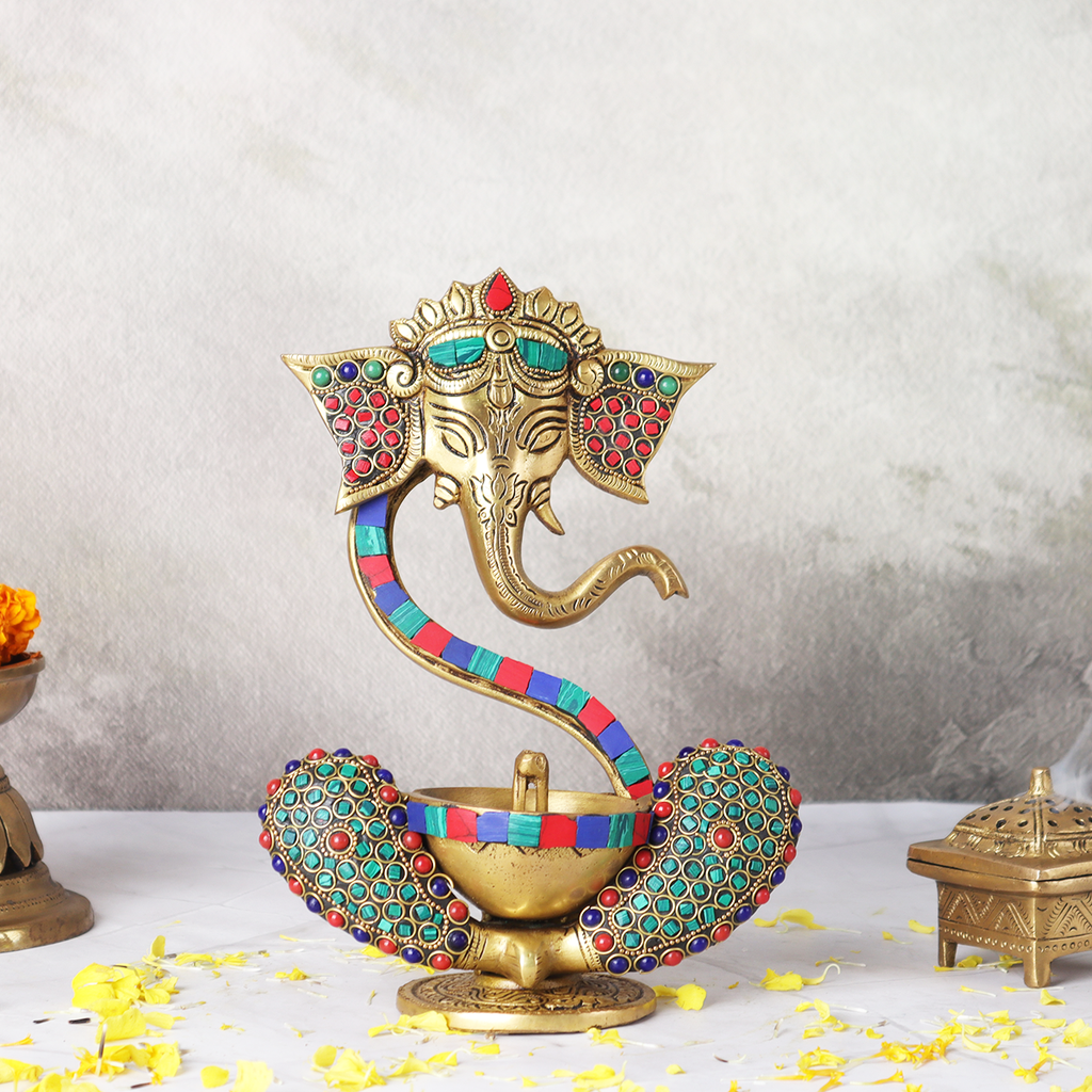 Mosaic Ganesha Idol with Akhand Diya