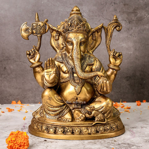 VIghnaharta,Vinayaka,Vinayak,Vigneshwara,Vighneshvara,Vakratunda,Taruna,Ganapati,Gajanand, Brass Vinayak Statue