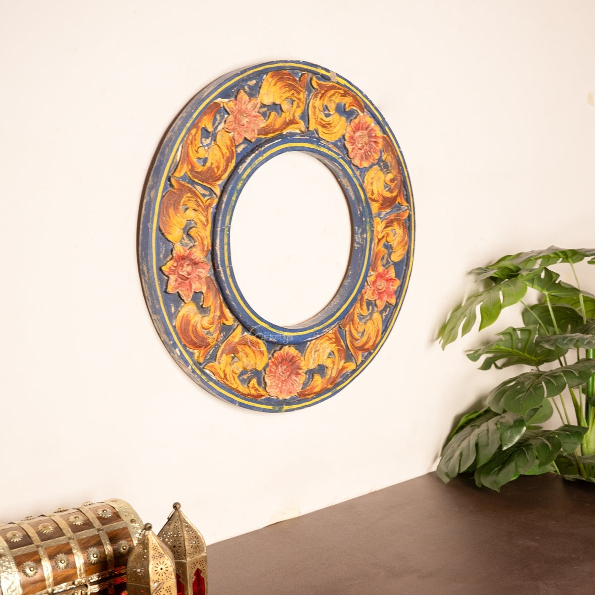 Antique Handpainted Circular Border (multicolor)