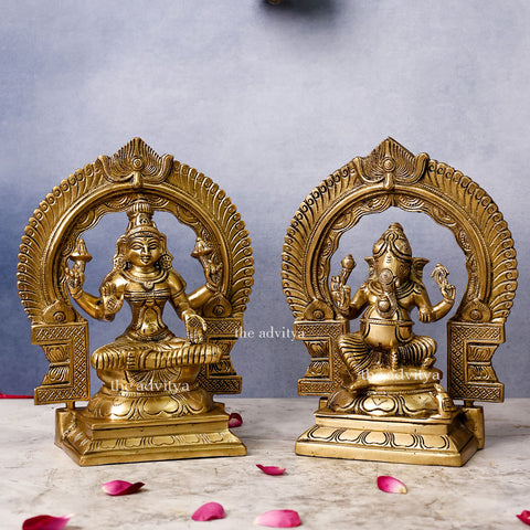 Vighneswari,Vakratund Laksmi,Ganesh Laxmi, Lambodari Lakshmi,Ekadanta Laksmi,Brass Laxmi Ganesh with Curved Ring