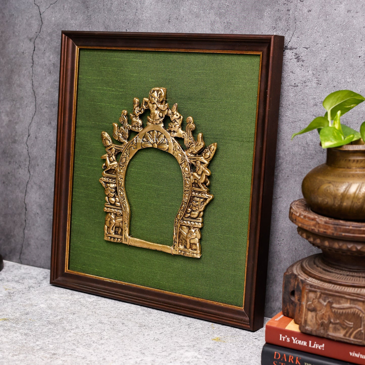 Brass Prabhavali with South Indian Single Fabric Frame