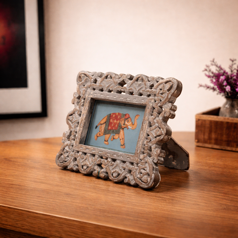 Photo Frame | Wooden Carving | Vintage Design | 11.5 X 9.5 Inches