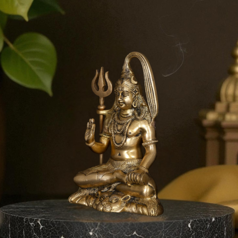 Blessing Lord Shiva Statue
