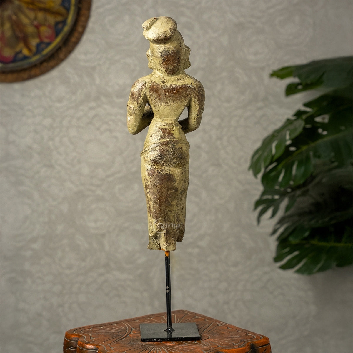 Mohenjo Daro Woman Wooden Statue on Iron Stand (Earthy)