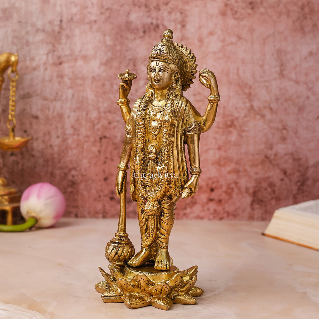 Visnhu,Nraayan,Hari,Pradyumna,Kamala-Natha,Vishnu Narayann Idol Holding Gada on Lotus