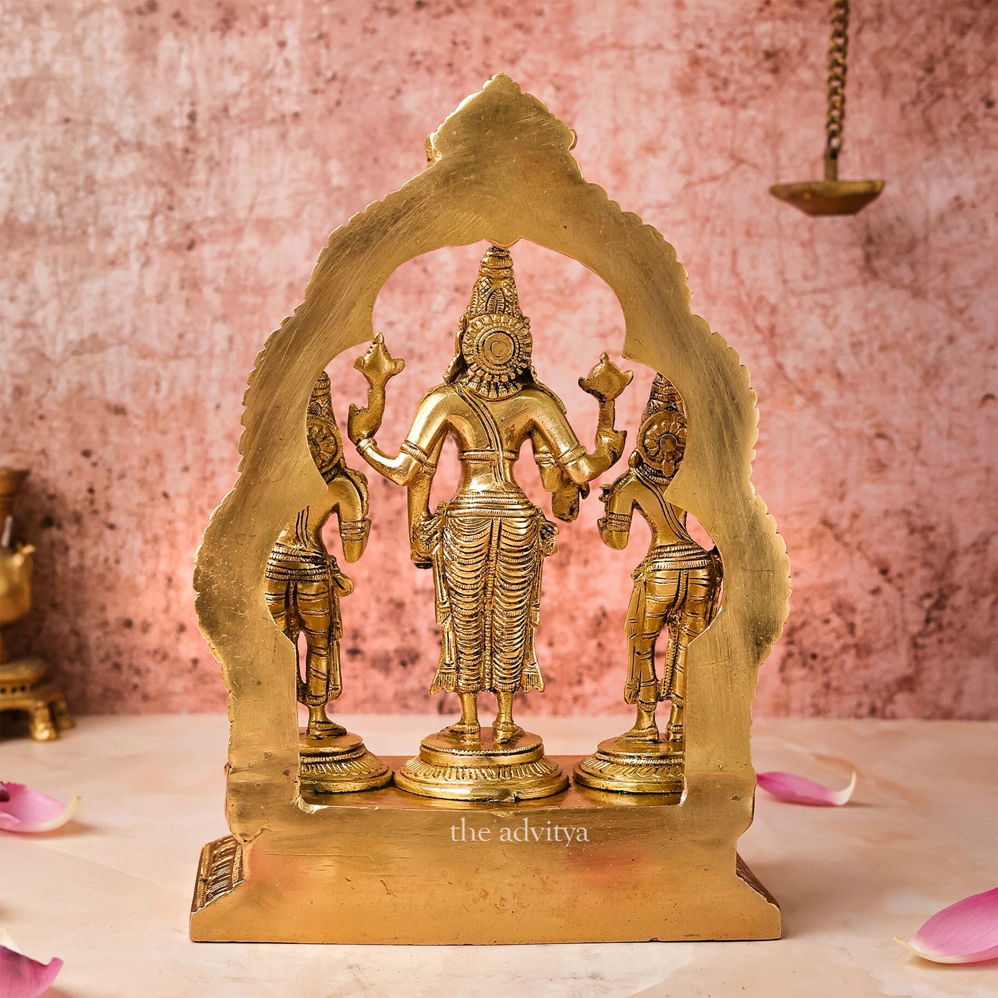 Visnhu,Nraayan,Hari,Pradyumna,Kamala-Natha,Lord Vishnu With Bhudevi & Sridevi Same Base