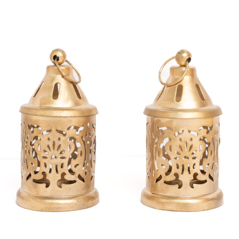 Metal Urli with Moroccan Lantern and Potpourri Gift Set