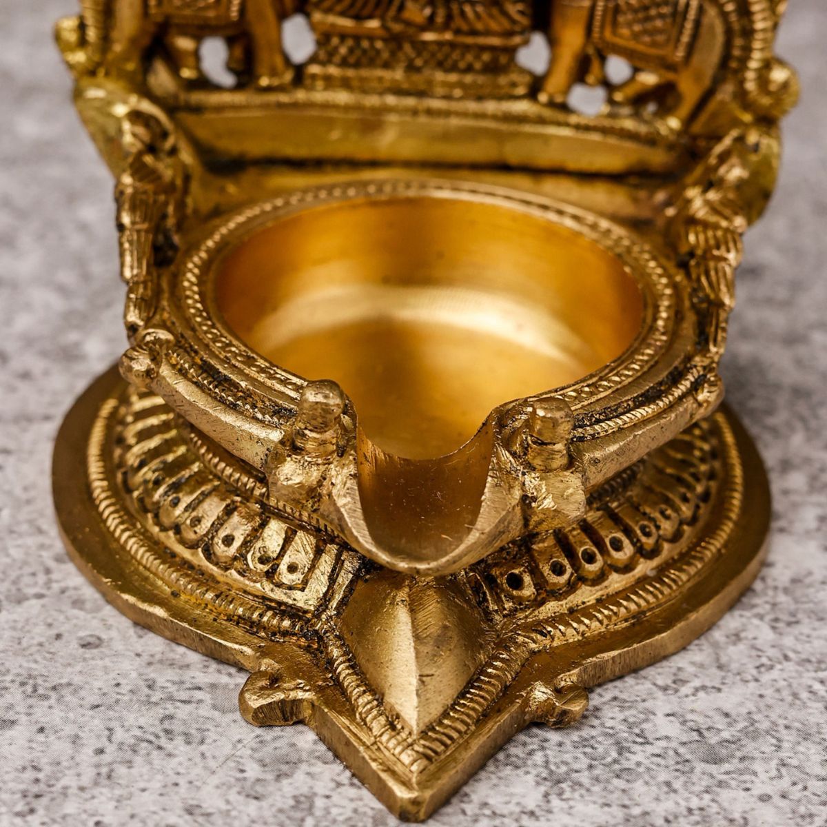 Laxmi Brass Diya | Traditional Oil Lamp