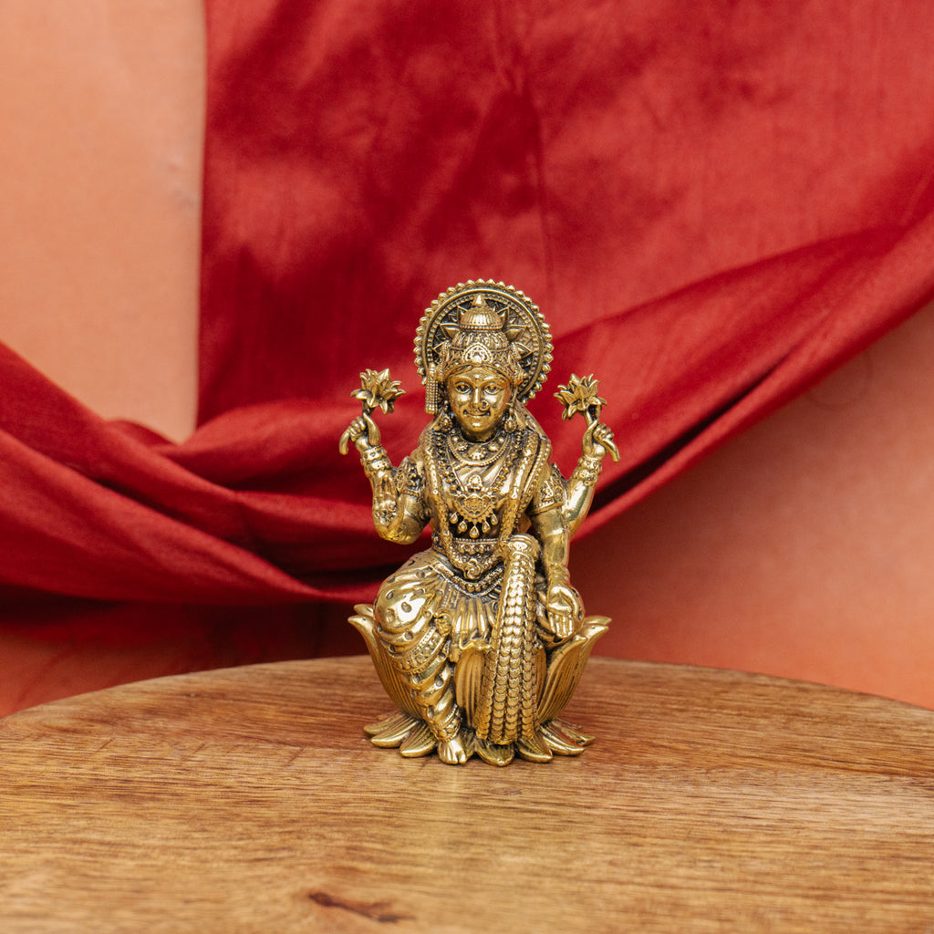 Superfine Brass Laxmi Idol – Symbol of Wealth & Prosperity