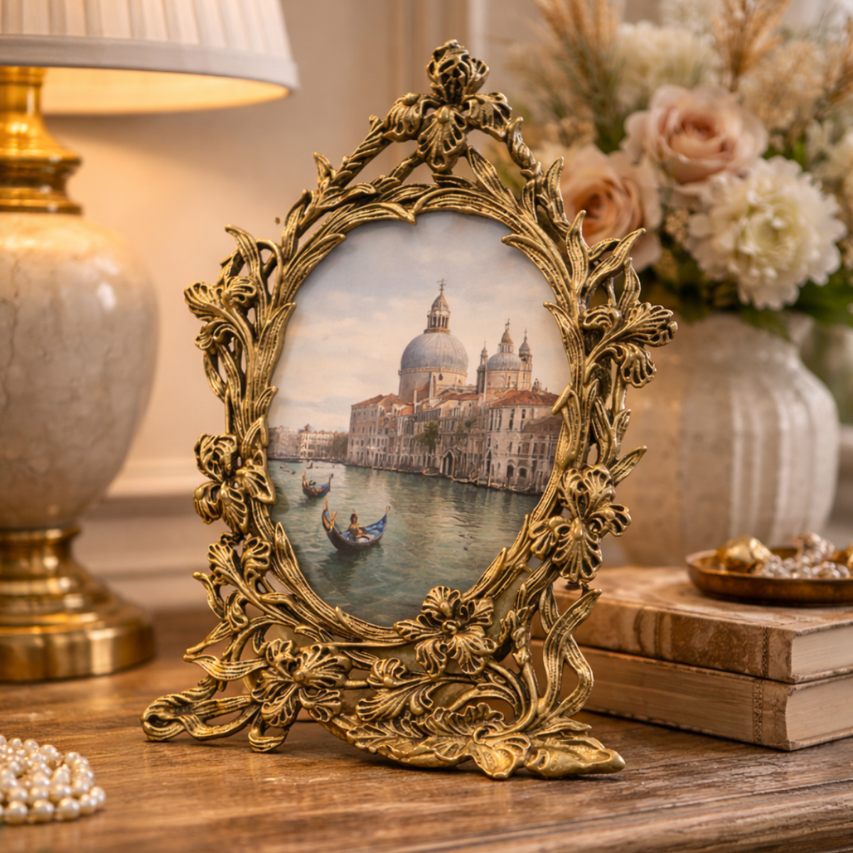 Decorative Brass Round Photo Frame for Home Table Decor