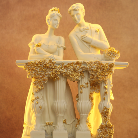 Resin Love Couple Standing statue with Light