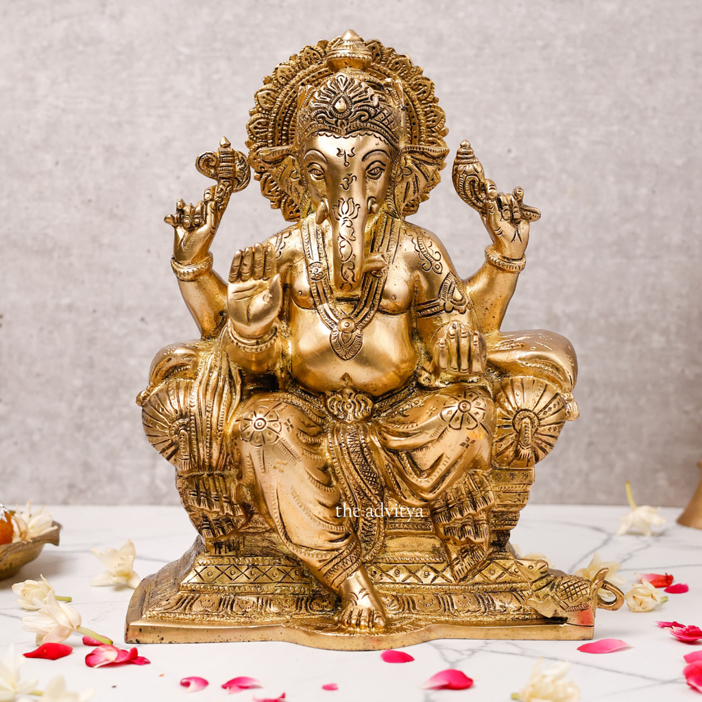 Vinayak,Vigneshwara,Vakratunda,Ganapati,Gajanand,Ganesha ,Brass Raja Ganesha Statue