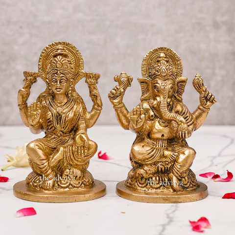 Vighneswari,Vakratund Laksmi,Ganesh Laxmi, Lambodari Lakshmi,Ekadanta Laksmi,Brass Superfine Ganesh & Lakshmi Idol Set