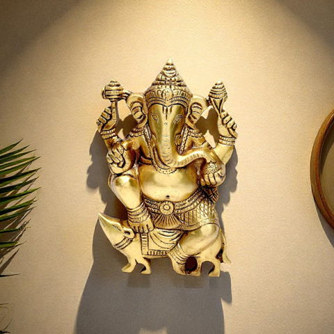Hanging Ganesha On Mouse