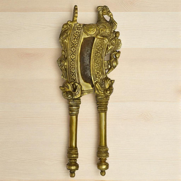 Dual Yali Nut Cutter