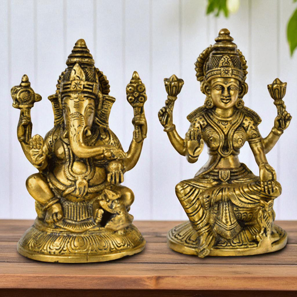 Ganesha Laxmi Pair on Round base