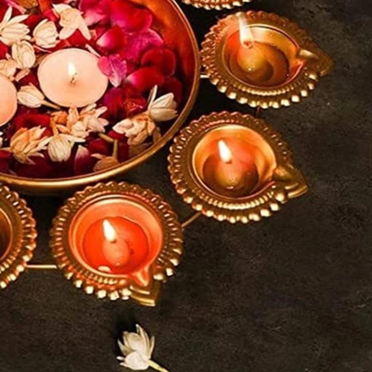 Medium Metal Urli with Diya | Decorative Bowl for Home and Festive Decor