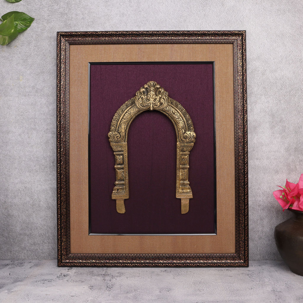 Vintage Brass Prabhavali on Dual Fabric Frame