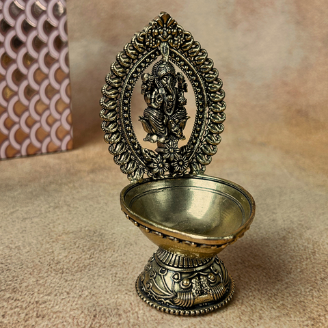 Antique Finish Superfine Brass Ganesh Diya Oil Lamp for Pooja, Home Temple & Festive Decor ( 5 Inch )