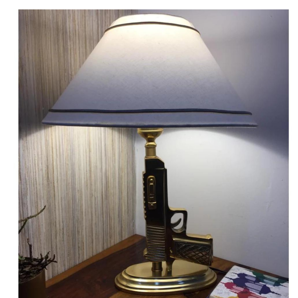 searchlight,lattern,gaslight,bulblight,Tablelight,,Metal Gun Table Lamp