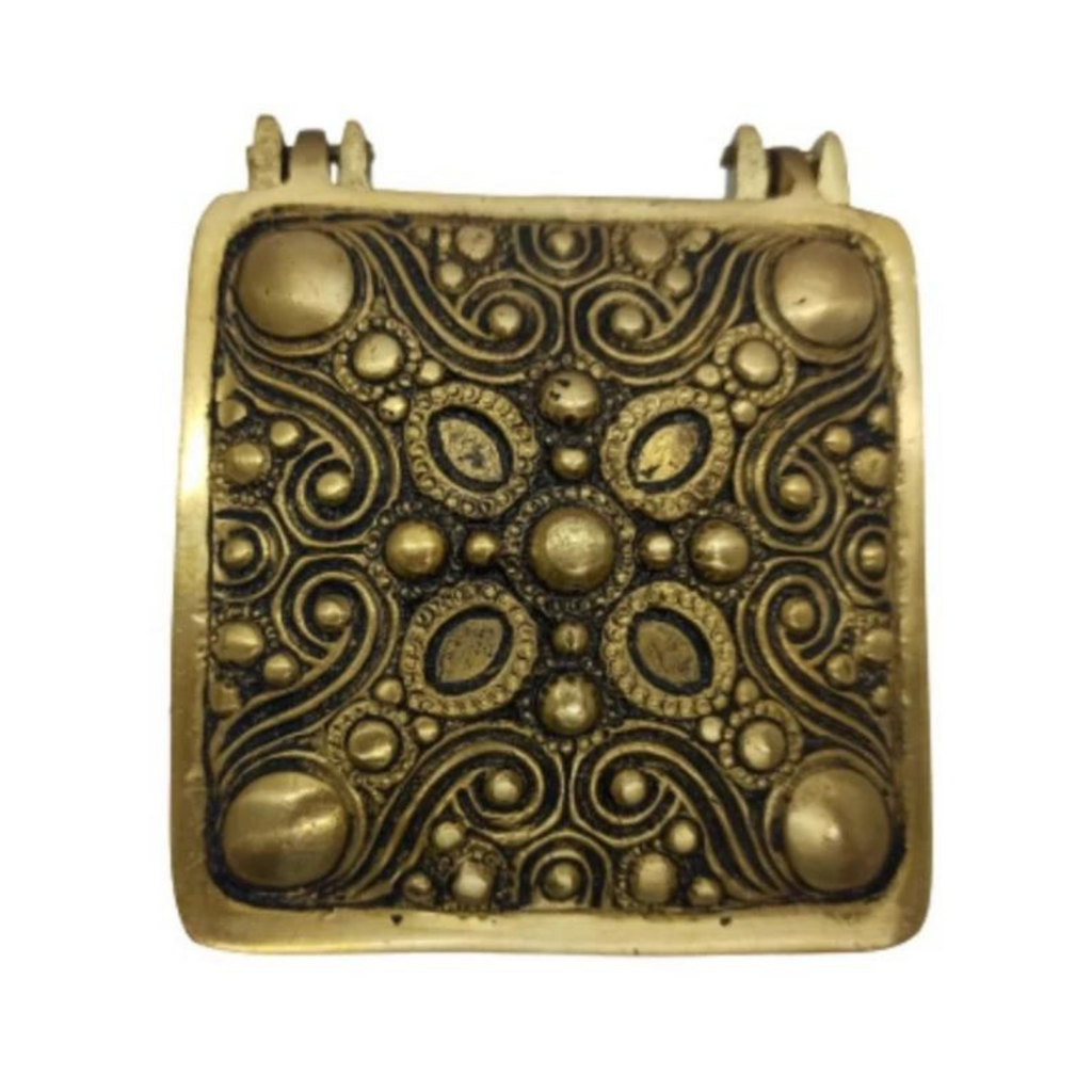 surmedani,storebox,sindoorbox,packet,organiser,ketli,jwellarybox,Handcrafted Brass Square Shape Jewellery Box