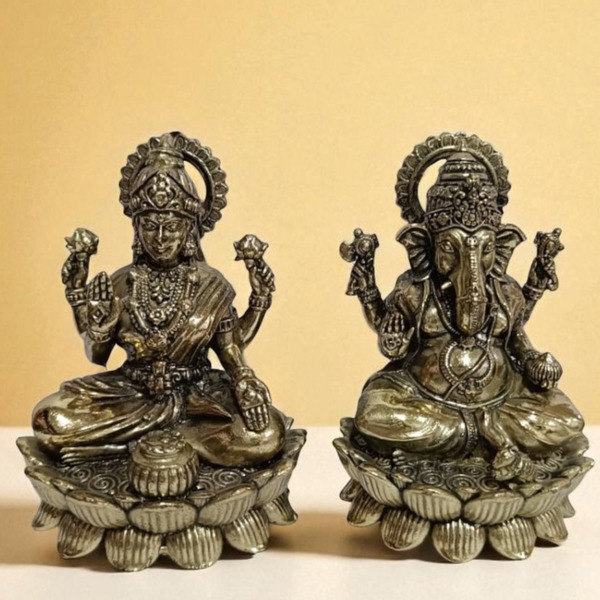 Superfine Brass Laxmi & Ganesh Idol on Lotus Base – Decorative Pooja Murti for Home & Office (4 Inch)