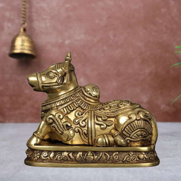 Brass Nandi Maharaj Statue 3.5 inch sacred vehicle of Lord Shiva.