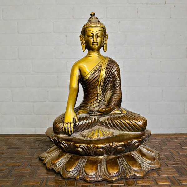 Brass Sitting Buddha Sculpture 7.5 inch symbol of enlightenment and peace.