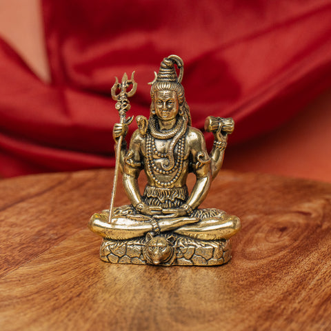 Brass Superfine Shiva idol sitting front view.