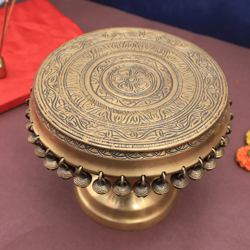Chogwi The Advitya | Brass Pedestal Chowki With Ghungroos