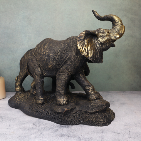 Resin Elephant Family Showpiece