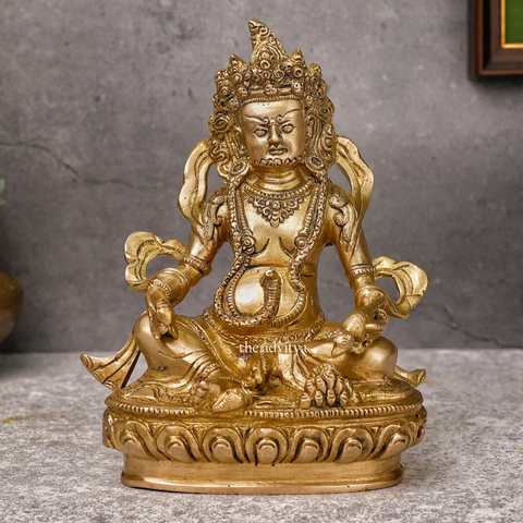 Ethnic Kuber Idol front view symbolizing wealth and prosperity