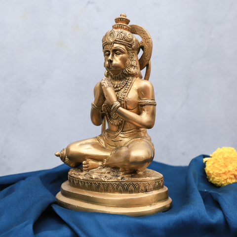 Left angle view of brass Hanuman Statue in Namaskar Mudra.
