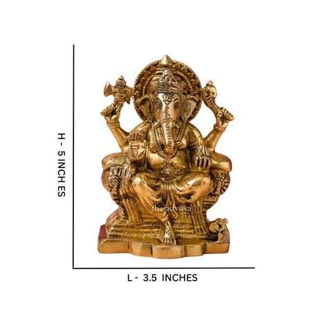 Raja Ganesha brass statue highlighting facial detailing and craftsmanship