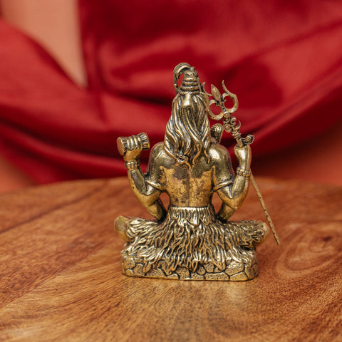 Back view of Superfine Shiva idol sitting posture