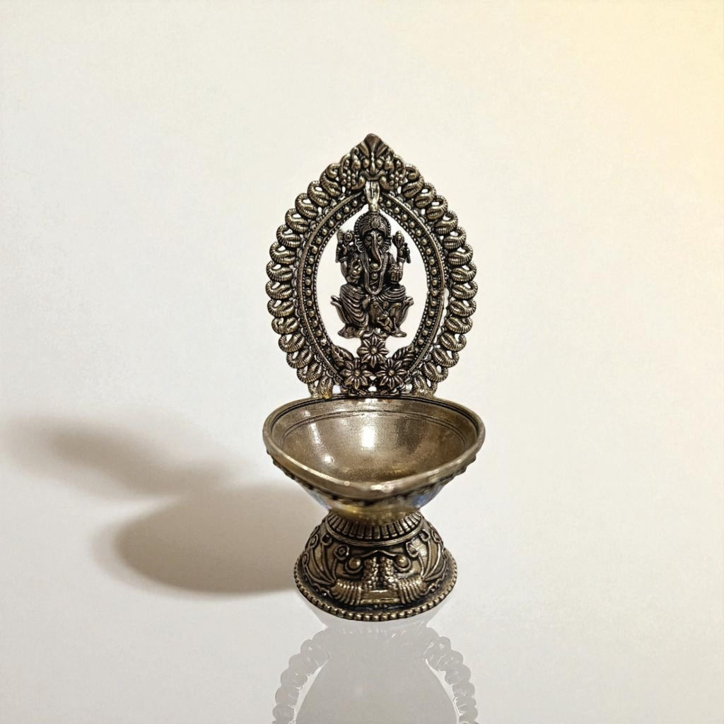 Antique Finish Superfine Brass Ganesh Diya Oil Lamp for Pooja, Home Temple & Festive Decor ( 5 Inch )
