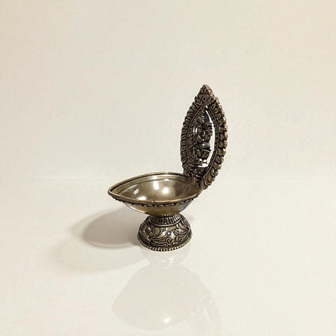 Antique Finish Superfine Brass Ganesh Diya Oil Lamp for Pooja, Home Temple & Festive Decor ( 5 Inch )
