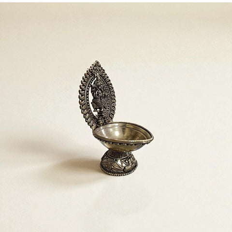 Antique Finish Superfine Brass Ganesh Diya Oil Lamp for Pooja, Home Temple & Festive Decor ( 5 Inch )